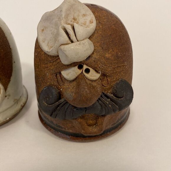 Funny Face Men Chef Hat Salt and Pepper Shakers - Picture 3 of 8